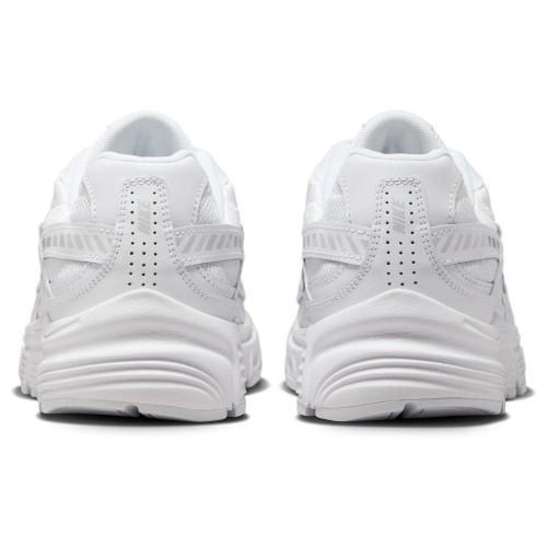 Nike Initiator
